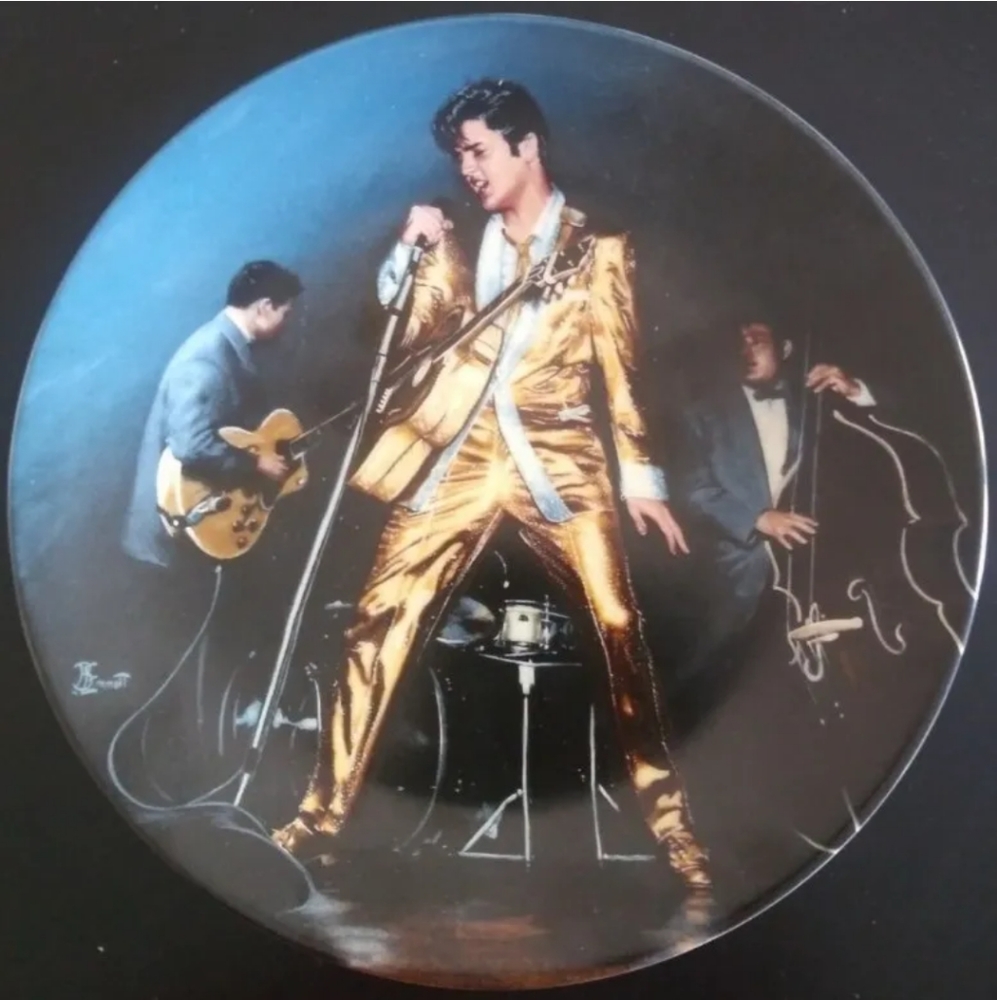 Elvis Presley Looking at a Legend The Memphis Flash Collectors Plate